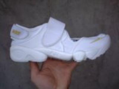 Nike Air Rift-19